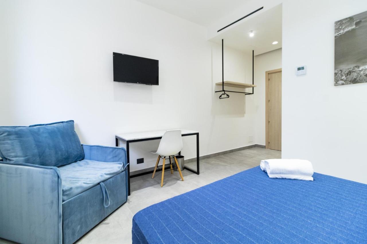 Hotel Portum Giardini-Naxos Buitenkant foto