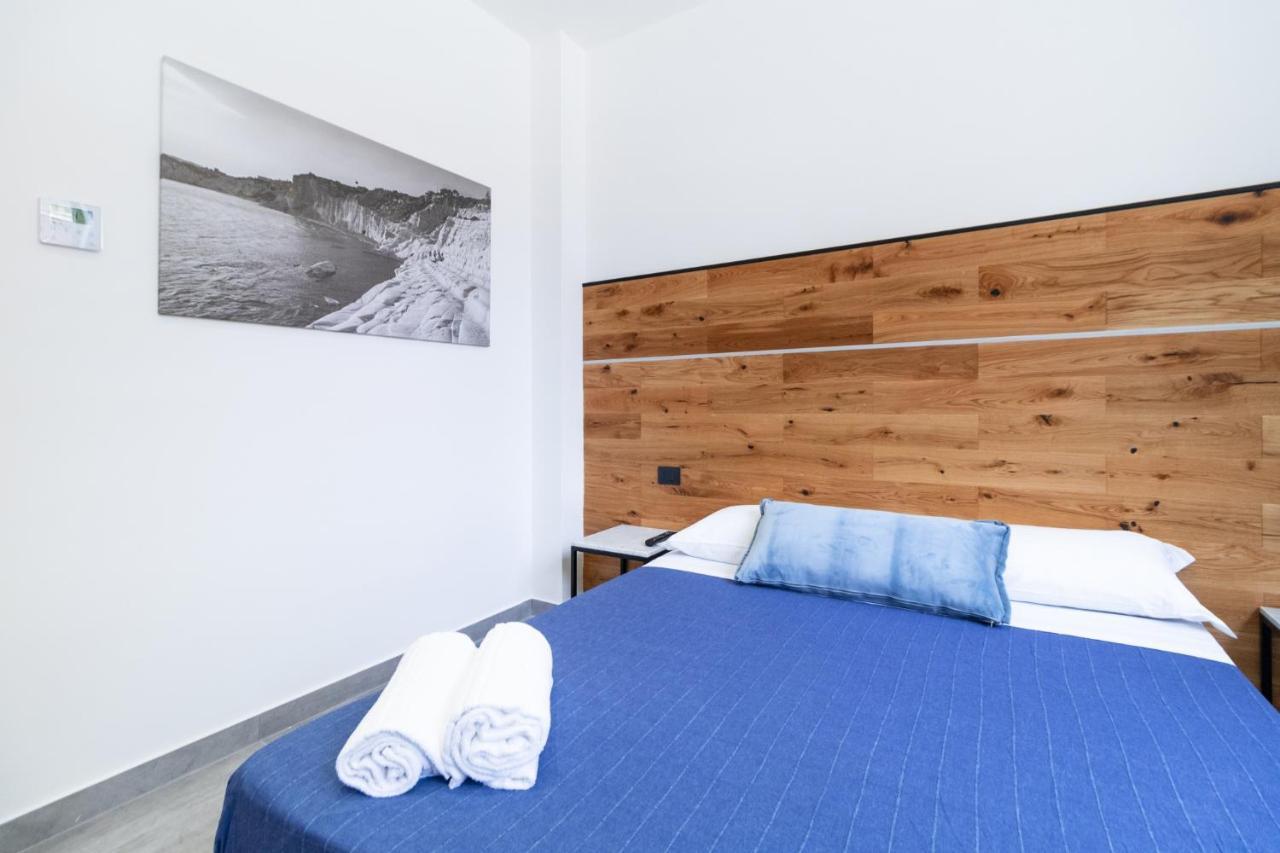 Hotel Portum Giardini-Naxos Buitenkant foto