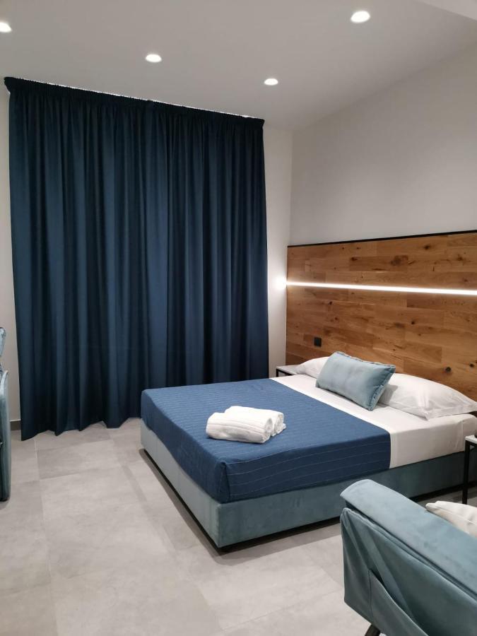 Hotel Portum Giardini-Naxos Buitenkant foto