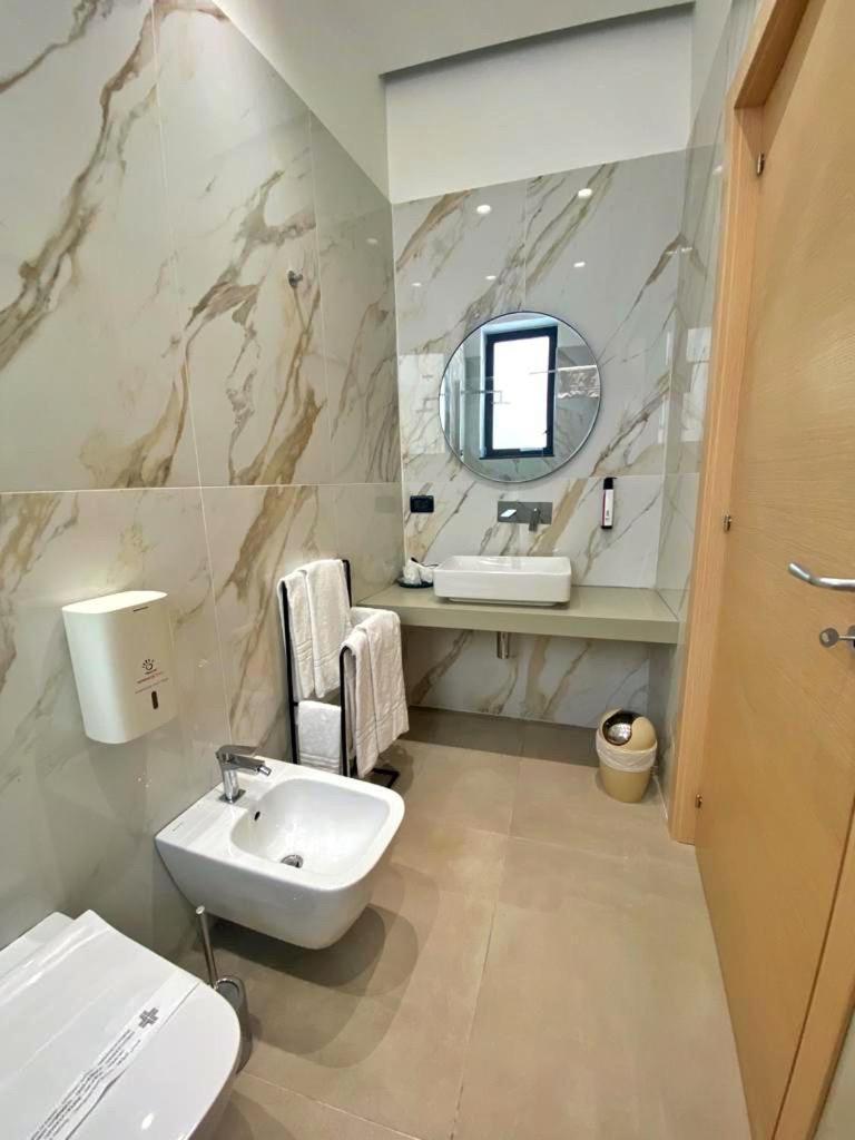 Hotel Portum Giardini-Naxos Buitenkant foto